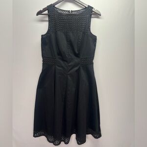White House Black Market Black‎ Sleeveless Dress